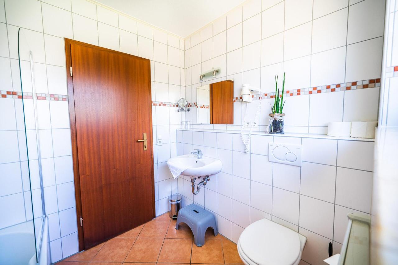 Apartamento Schwarzfelder Hof Leipheim Exterior foto