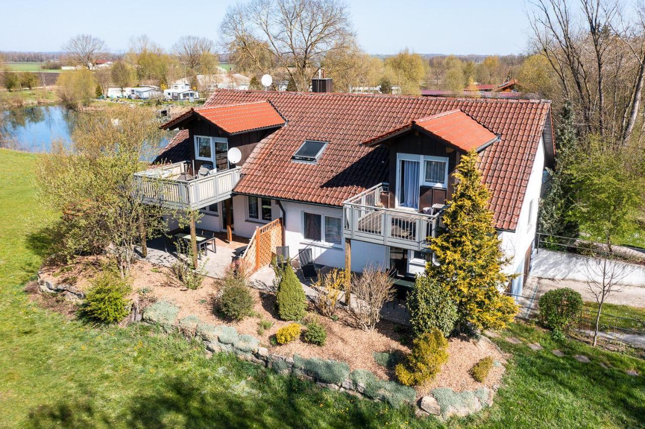 Apartamento Schwarzfelder Hof Leipheim Exterior foto